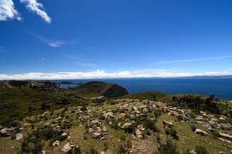 橫跨祕魯和玻利維亞的印加高原聖湖 — Lake Titicaca 的的喀喀湖
