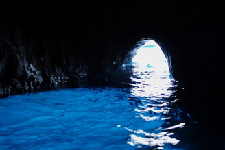 南歐義大利的著名景點-藍洞