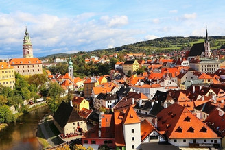 華友旅行奧捷之旅Day5｜庫倫洛夫Cesky Krumlov～世界最美的中世紀小鎮！宛如童話的世界遺產！