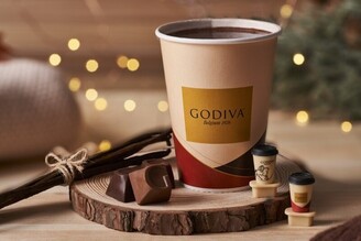 GODIVA 熱巧克力 7-11 限量開賣！全新「馬達加斯加香草風味」，買就送「造型杯塞」！