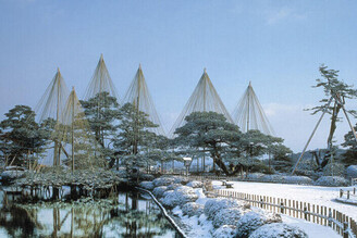 日本旅遊｜9個絕美賞雪景點！皚皚白雪與日式建築交織出夢幻場景