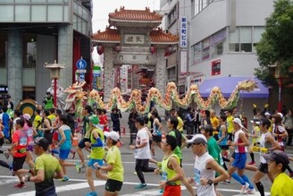 2023年神戶馬拉松11月開跑！全程42公里行經神戶大橋、明石海峽，飽覽美麗的神戶港景