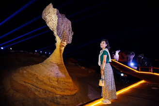 2023野柳石光 夜訪女王首創太陽花噴泉3D水舞燈光秀驚豔全場目光