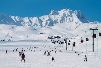 冬季滑雪新選擇 來土耳其享受美好時光