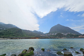 瑞芳海線景色超吸睛 漁港邊當季海鮮最美味