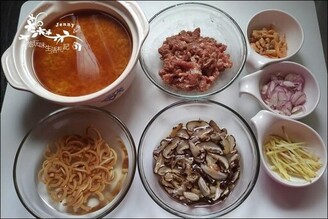 新手簡單學～香菇肉絲油飯