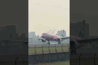 長榮航空 Hello Kitty 粉萌機 A321-200 降落 EVA AIR A321-200 Landing RCKH BR107 B-16217 2025.02.26