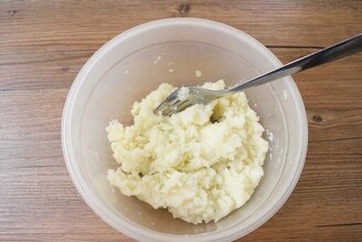 做法簡單也隨性！麵包蝦