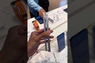 Galaxy S25 Edge 鈦輕銀真的有夠輕！