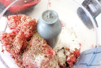 美味Q彈！手工牛肉丸