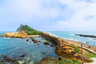 「台灣好行-皇冠北海岸線」全新塗裝亮相! 2025超值套票開賣，9月底前購票享限時9折優惠