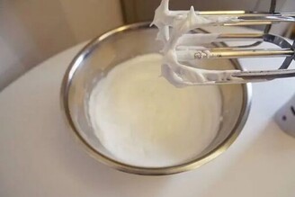 可愛的「生日小熊馬林糖」簡單又有儀式感！