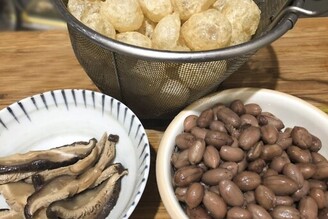 簡單省錢又下飯！花生麵筋