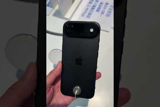 iPhone Air Space Black