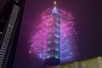 聖誕與跨年將至！饗賓集團旗下的「URBAN PARADISE」開放訂位！入座煙火景觀席一享餐酒吃到飽